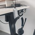 IMG_20260104_150525.jpg Praktischer Mikrofon‑/Headset‑Halter mit integrierter USB‑Ablage