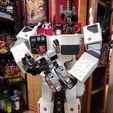 20250407_221058.jpg Big City Robot
