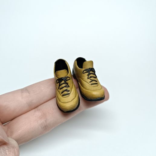 IMG_20240323_145119.jpg Chaussures miniatures à l'échelle 1/6 et 1/12 STL pour maisons de poupées et projets miniatures (licence commerciale)