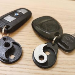 Yen Yang keychain.jpg Free STL file Yen & Yang keychain tag・3D printable model to download