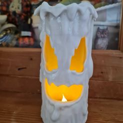 IMG-20230723-WA0005.jpg Spooky LED candle holder/incense