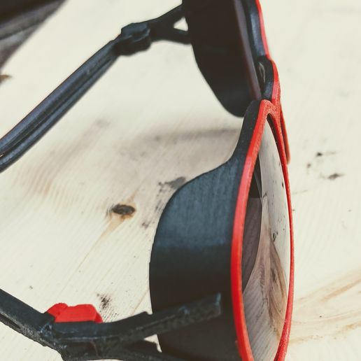 IMG_20220425_170806.jpg Sunglasses with Side Shield SuperDry glass
