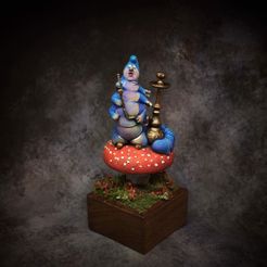 IMG_1988.JPG Alice In Wonderland Caterpillar, Figurine