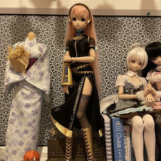 BJD Dollfie Dream luka megurine set