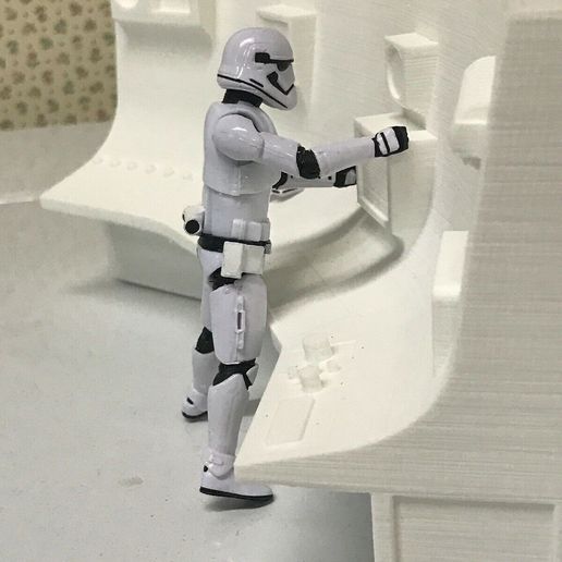 comp2.jpg Star Wars Computer Station