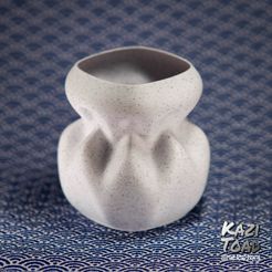 Pinched_pouch_vase_KaziToad.jpg Free STL file Pinched Pouch Vase (Vase No. 1)・3D printing model to download
