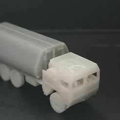 Faltschwimmbrücke_eingeklappt_mit_MAN_1-220_01.jpg STL-Datei Faltschwimmbrücke zusammengeklappt 1:100・3D-druckbare Vorlage zum herunterladen