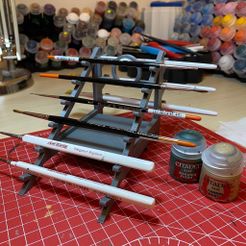sloping_brush_rack.jpg Free 3D file Sloped Paintbrush Rack・3D print model to download