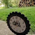 viber_image_2026-01-20_14-39-11-457.jpg Uhr für Traktorreifen - ilustrator