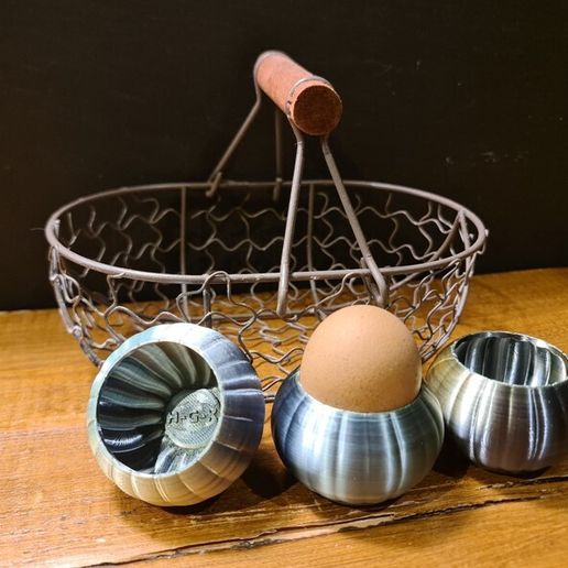 Pumpkin egg cup or plant pot Halloween - 3D model önizlemesi