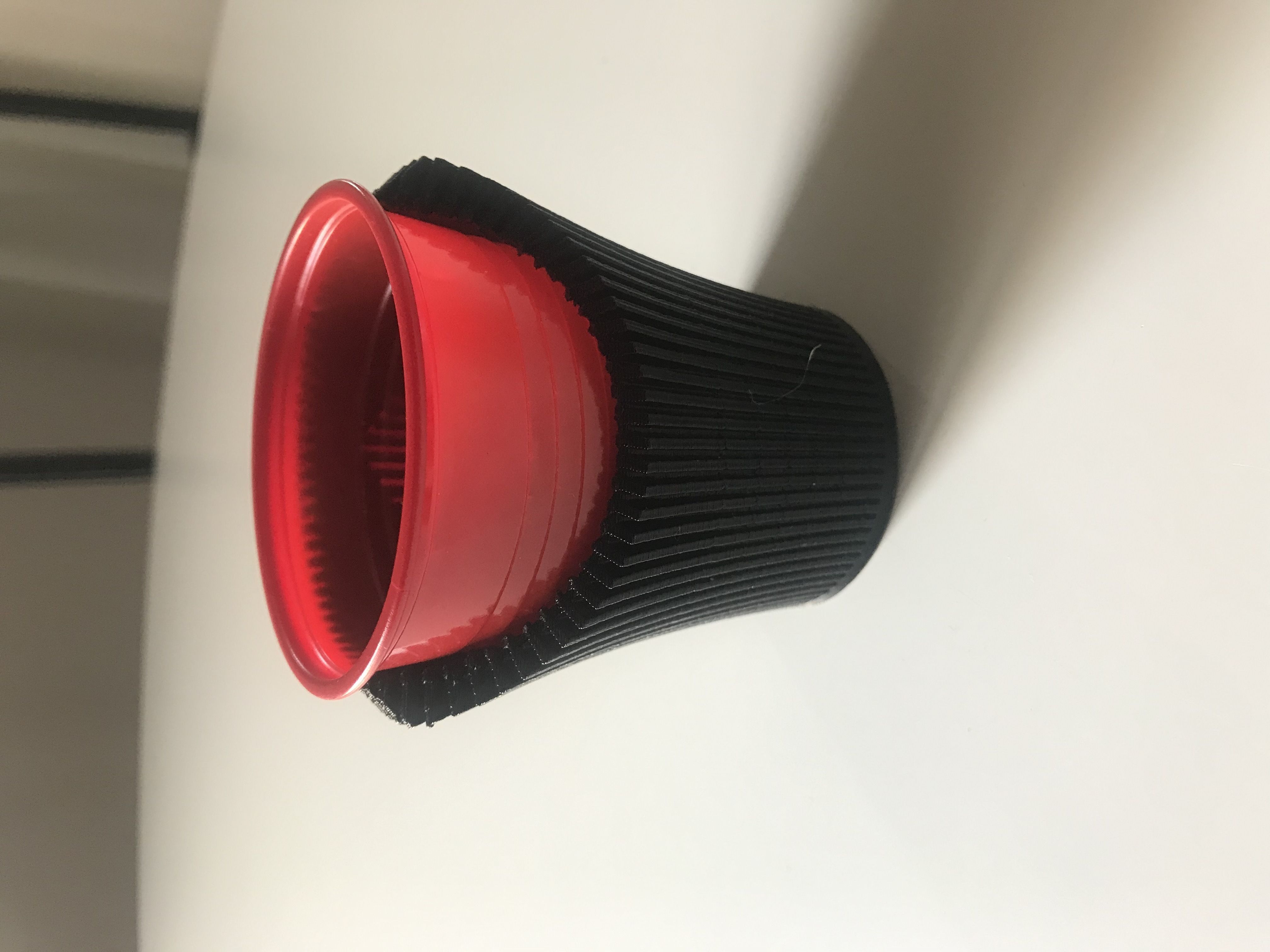 IMG_2841.jpg Free STL file Plastic cup holder・3D printable object to download, millimetrico