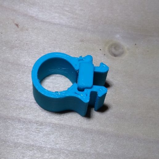 IMG_20191220_161708695.jpg Free STL file cable clip locked 2020・3D printable model to download, cristcost