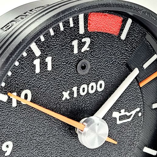 Horloge-compte-tour-detail.jpg Tachometer clock