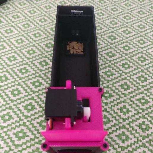 IMG_20181005_175138.jpg IoTrap ESP8266 несмертельная ловушка для мышей с Telegram-ботом