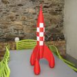 IMG_8072.JPG red and white rocket