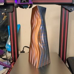20230421_111907.jpg Square Circle Triangle Wave Vase