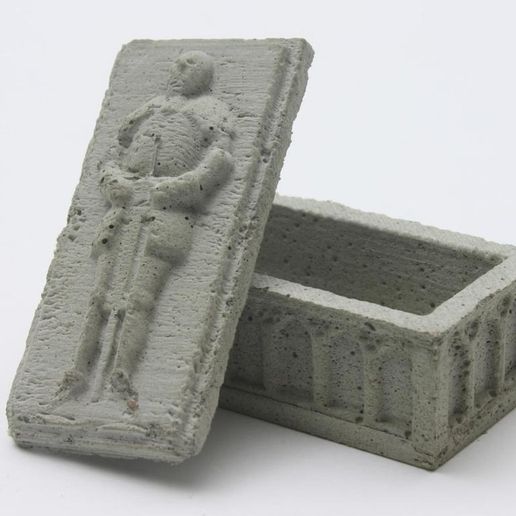 888df7b1f129bdc474c33a7d4b55af95_display_large.JPG Knight sarcophagus (concrete)