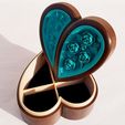 img (6).jpg Jewellery box in the shape of a heart and decorated with roses