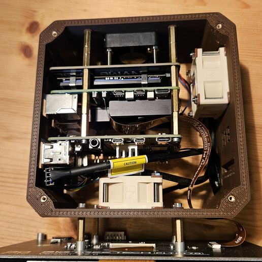 20240517_102744.jpg Carcasa múltiple Raspberry Pi