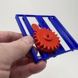 Image02g.jpg A 3D Printed Slinky Machine