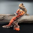 6082.jpg Biting Carnosaur Skeleton - Biting articulated Dinosaur