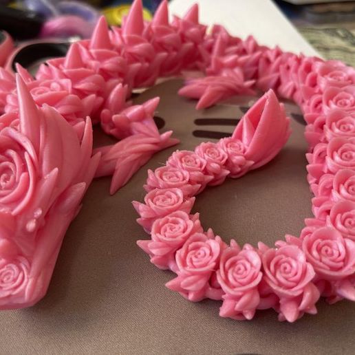 8D7CC2B2-E1CC-442B-9B84-79AEC410E9F1.jpg Rose Dragon, Valentine's Day Flexi Dragon
