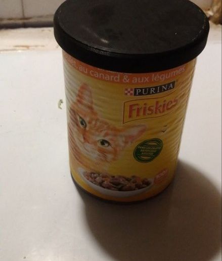 218bc3e0-4425-4702-9c63-c0638eeb98a4.jpg Bouchon de boîte de conserve