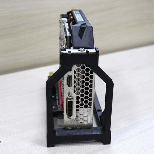 GPU-Single-Support-3DTROOP-Img04l.jpg Одиночная внешняя поддержка GPU