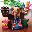 2.jpg Crash Bandicoot Diorama, Uka uka and Aku Aku 3D Printable