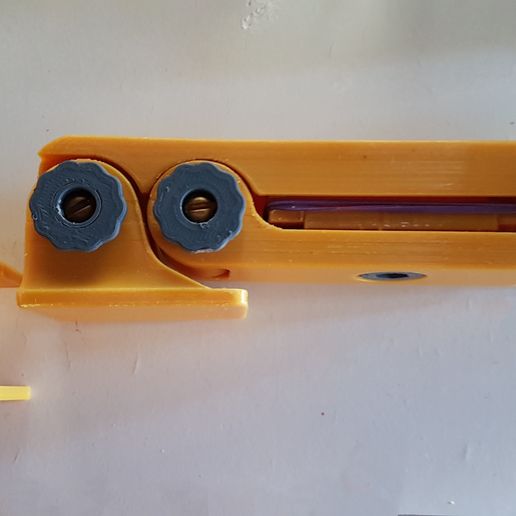 4b.1.jpg СКЛАДНАЯ ПОДСТАВКА ДЛЯ МОБИЛЬНОГО ТЕЛЕФОНА