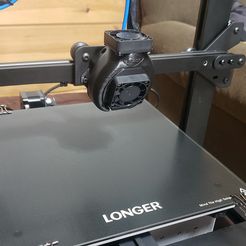 Ender 3, 3 V2, 3 pro, 3 max, dual 40mm axial fan hot end duct / fang. CR-10, Micro Swiss direct drive et compatible bowden. Aucun support nécessaire pour l'impression