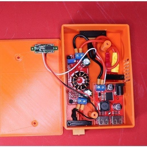 4976a745d7381e9662b93038e708a63f_preview_featured.jpg Download free STL file Solar/Baterry DC-DC Power Supply • 3D printing design, EricsDIY