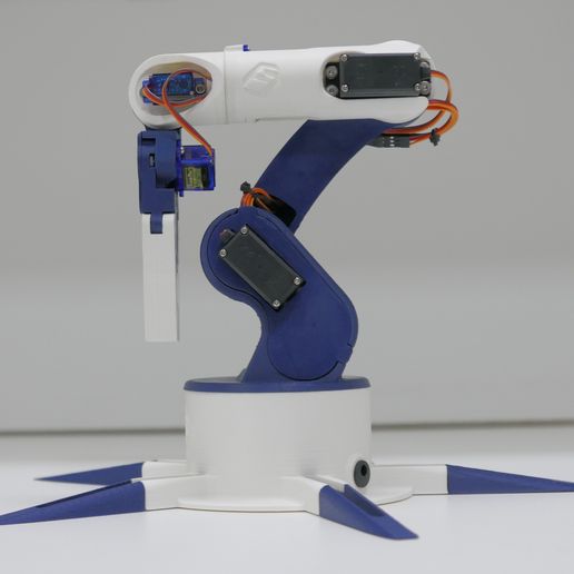 P1330383.jpg DIY ARDUINO ROBOTIC ARM WITH SMARTPHONE CONTROL 2023