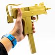 IMG_3103.jpg MAC 10 Uzi Submachine gun prop