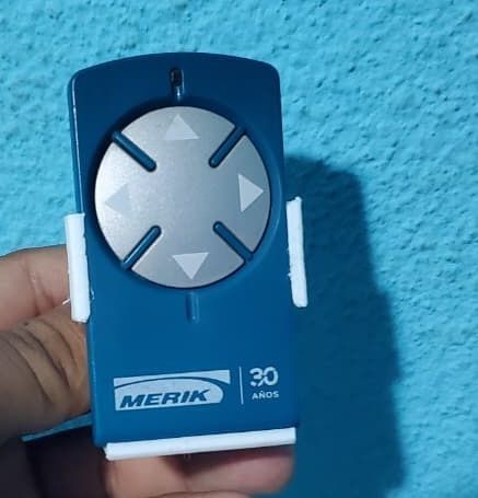 WhatsApp-Image-2025-09-28-at-8.25.32-AM-1.jpeg Support de contrôle Merik PR-2