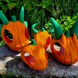 20220529_103126.jpg Pumpkin dragon skulls