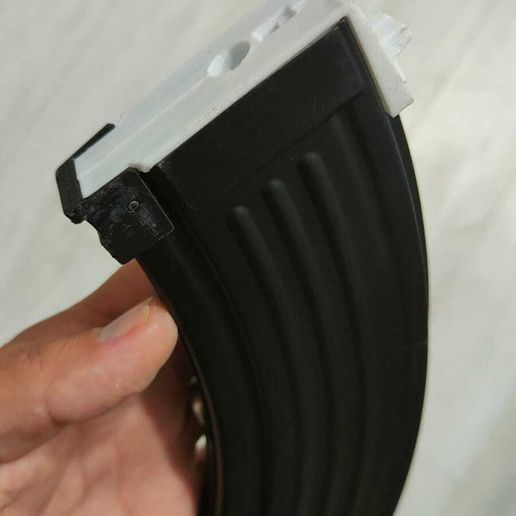 WhatsApp-Image-2025-09-02-at-20.27.50.jpeg AK47/AKM/A47 Airsoft Magazine the internal mechanism