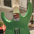 20240301_005958.jpg Guitarra eléctrica
