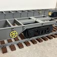 Train-Container-Wagon-3.jpg Железнодорожный контейнерный вагон — 40 футов / 60 футов с поворотными замками — масштаб 1:14