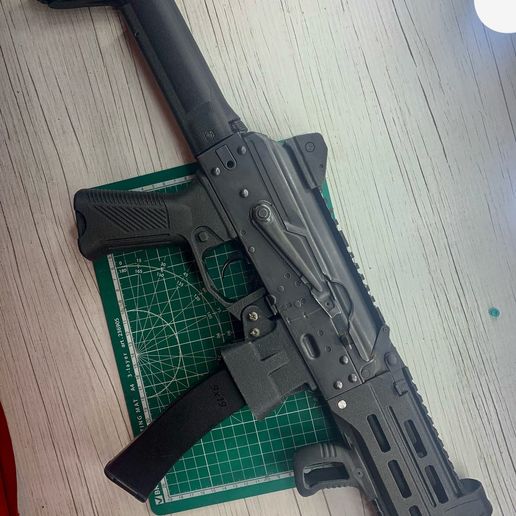 6lihyDXBfk8.jpg Ak12/PPK20 GRIP pour AIRSOFT