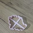 flower2.jpg Cookie cutter flowers