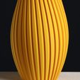 striped-minimalist-vase-by-slimprint.jpg Minimalist Vase, Cone, Vase Mode & Shelled
