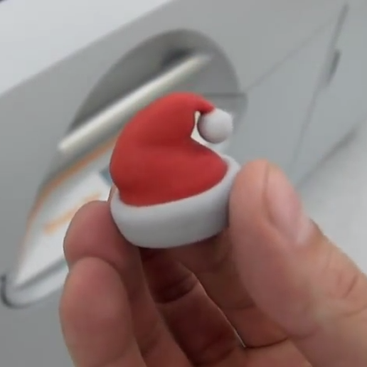 3.png Fichier STL gratuit Santa Claus' hat・Modèle à télécharger et à imprimer en 3D, CreativeTools