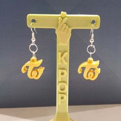 20200627_171611.jpg STL-Datei Twice earrings kostenlos・3D-druckbares Design zum herunterladen, 3DPrintBunny