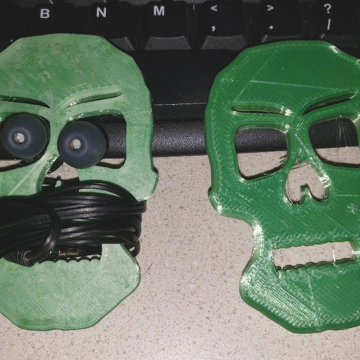 Skull Earbuds Storage Reel 3D model