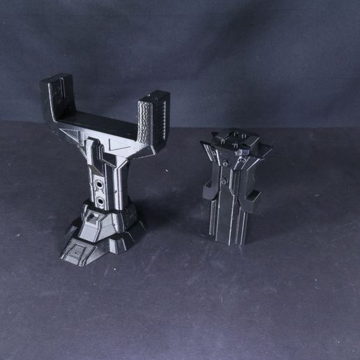 05.jpg Présentoir pour Transformers Legacy Tidal Wave