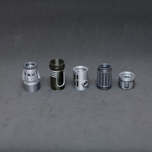 f410defe41d23869d9bcb78284f8b42a_display_large.jpg PropMaker LightSaber