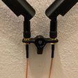 IMG_9114.jpg Wall mount for double WLAN/LTE antenna