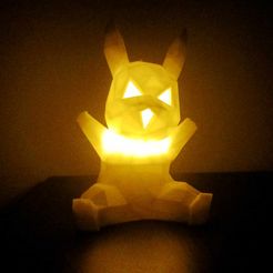 377290107_2660743150767996_2110971596873802932_n.jpg Pikachu Low polly Decoration Lanterns (Suportless)