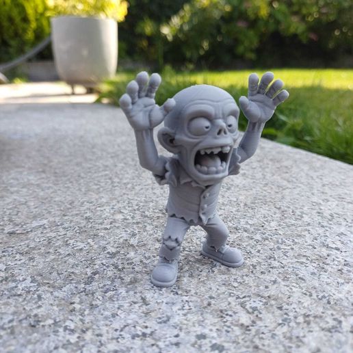 a04753ea-8f36-4624-9e32-d5b6d7fc51e8.jpg “Hands-Up Screamer” - Cartoon Zombie